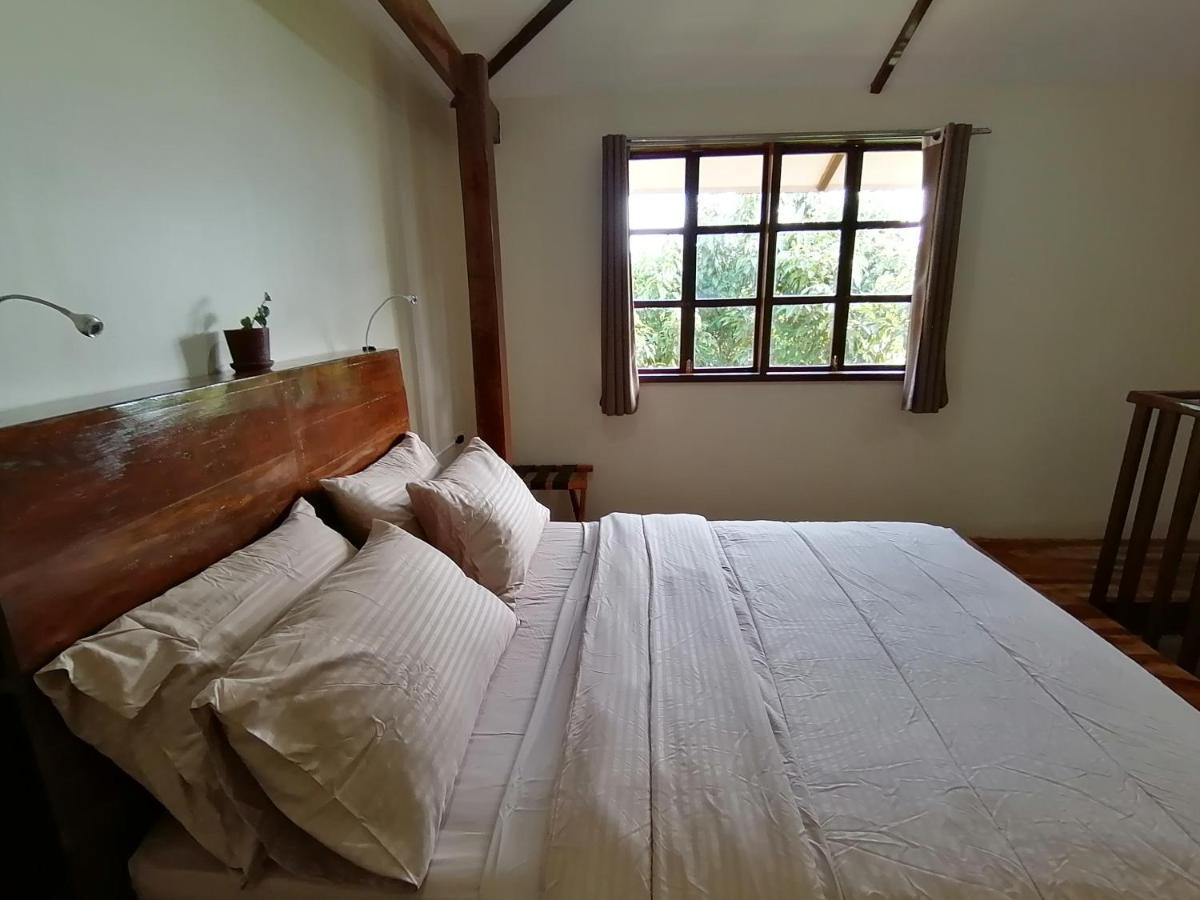 Nakabalo Guesthouse & Restaurant 锡基霍尔 外观 照片